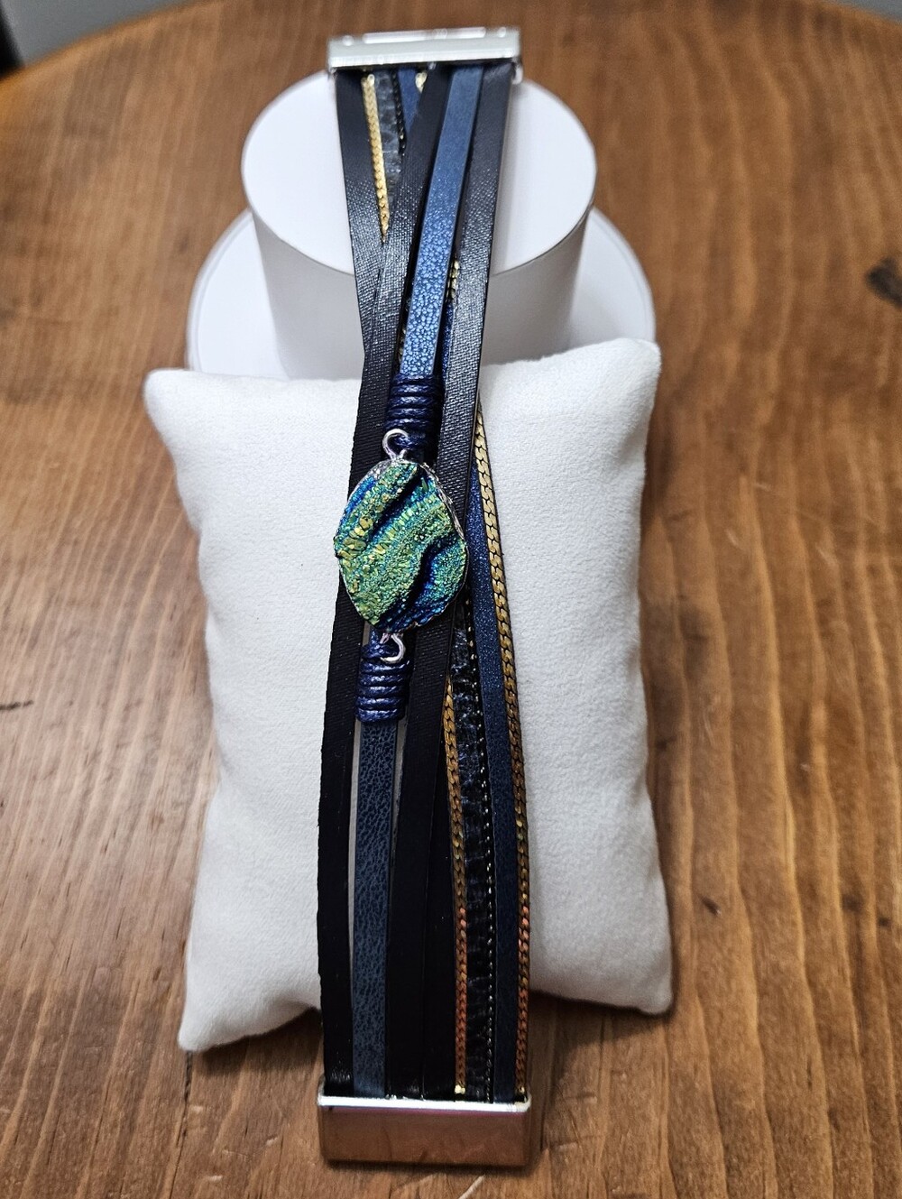 ●Ryze● •Wrap Bracelet• Geode Accent Blue Vegan Leather Magnetic Clasp 7.5"